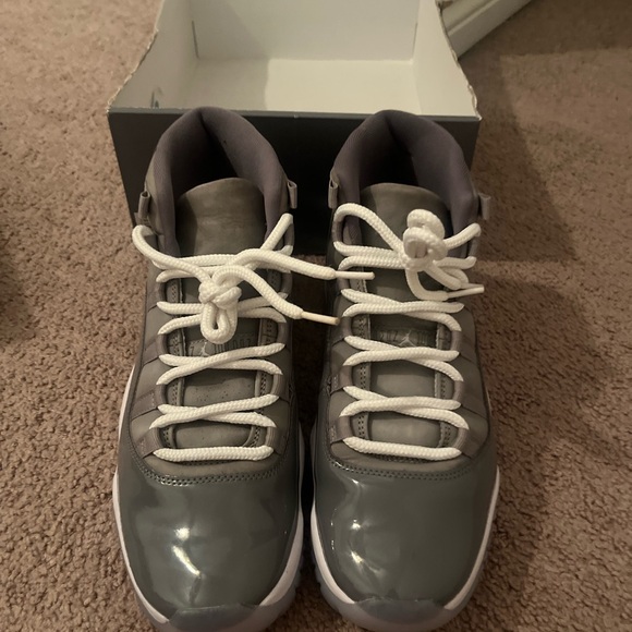 Jordan 11’s Cool Grey Men’s size 11.5